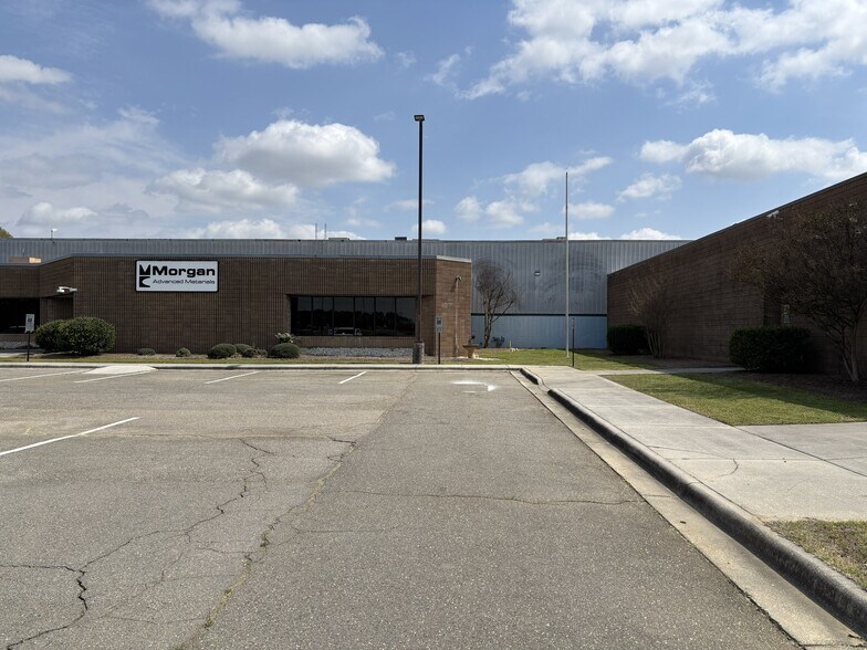 More Photos Of 504 N Ashe Ave, Dunn Warehouse For Sale