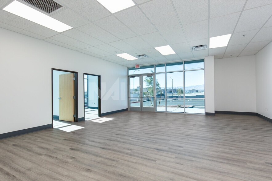 More Photos Of 2880 Simmons St, North Las Vegas Distribution For Sale