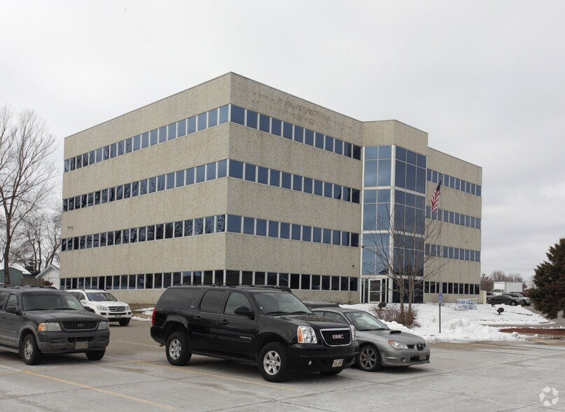 More Photos Of 1406 Fort Crook Rd S, Bellevue Office Residential For Lease