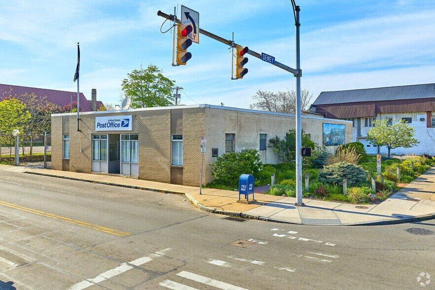 More Photos Of 376 Lexington Ave, Rochester Post Office For Sale