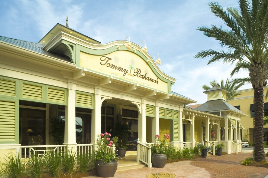 More Photos Of 585 Grand Blvd, Destin Unknown For Lease