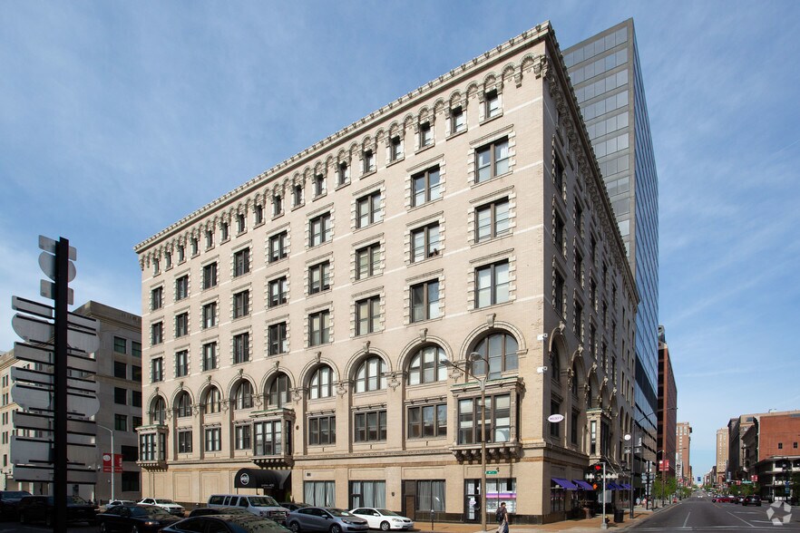 More Photos Of 555 N 4th St, Saint Louis Apartments For Sale