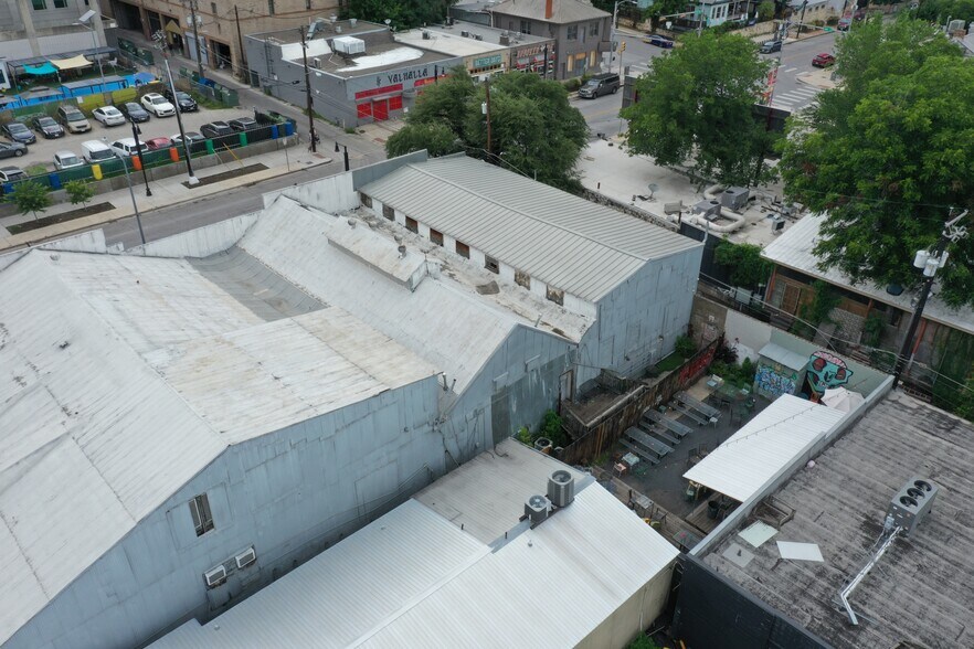 More Photos Of 701-713 Red River St, Austin Freestanding For Sale