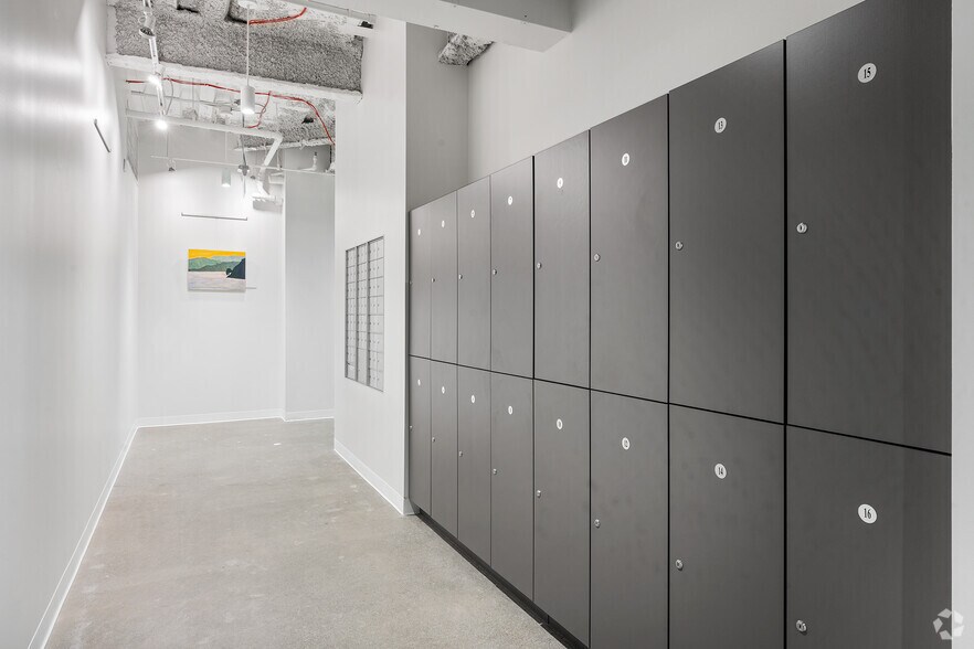 More Photos Of 44 S Broadway, White Plains Coworking Space