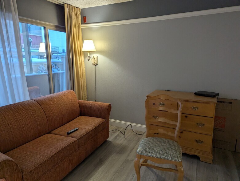 More Photos Of 140 Court St, Reno Hotel For Sale