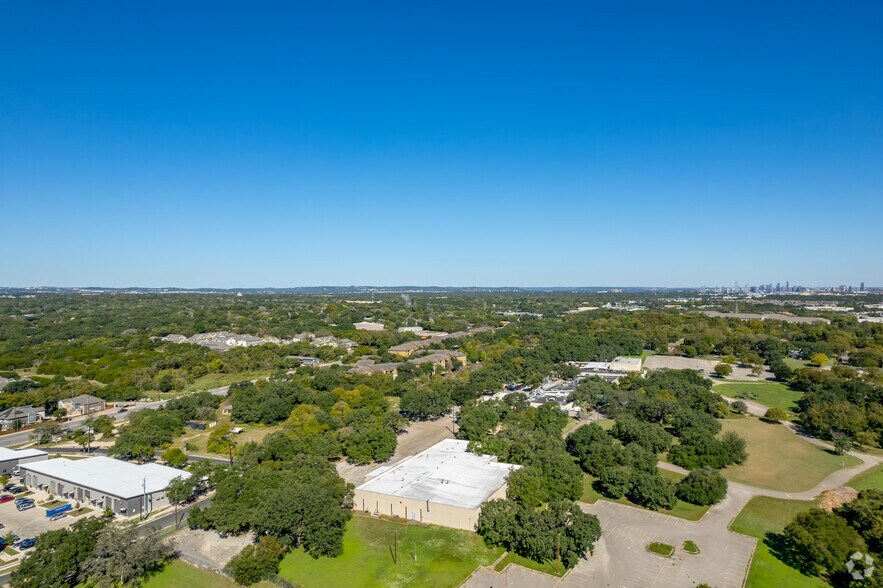 More Photos Of 7415 Circle S Rd, Austin Light Distribution For Lease