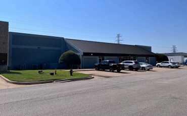 More Photos Of 7400 Whitehall St, Richland Hills Warehouse For Sale