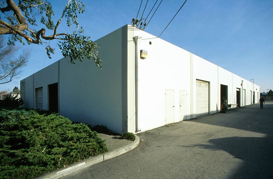 More Photos Of 3000-3016 Lawrence Expy, Santa Clara Service For Lease