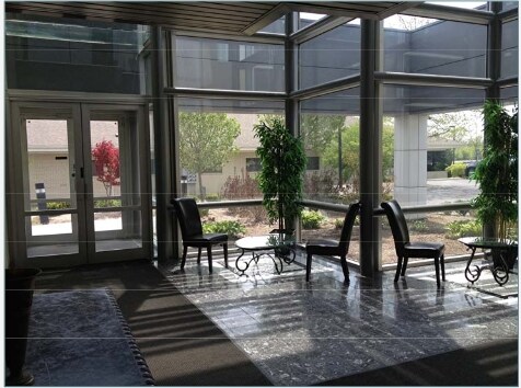 More Photos Of 7031 Orchard Lake Rd, West Bloomfield Office For Lease