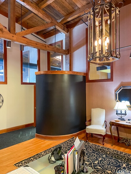 More Photos Of 171 Church St, Charleston Office For Sale