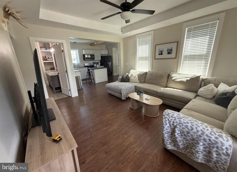 More Photos Of 2167 Main St, Lititz Flex For Sale