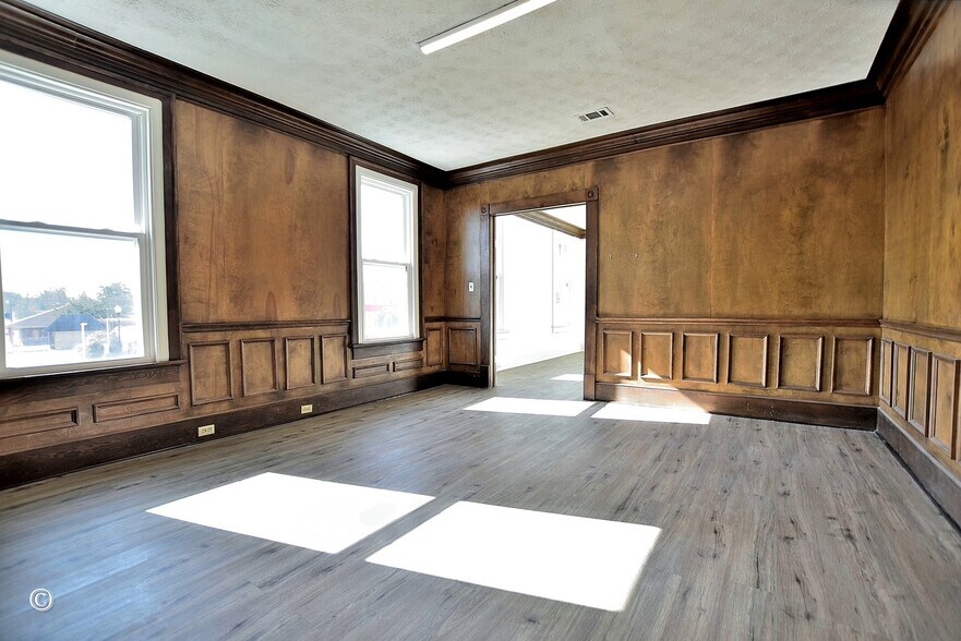 More Photos Of 2121 Wynnton Rd, Columbus Office For Sale