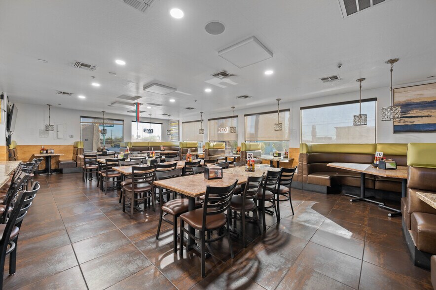 More Photos Of 5828 W Indian School Rd, Phoenix Restaurant For Sale