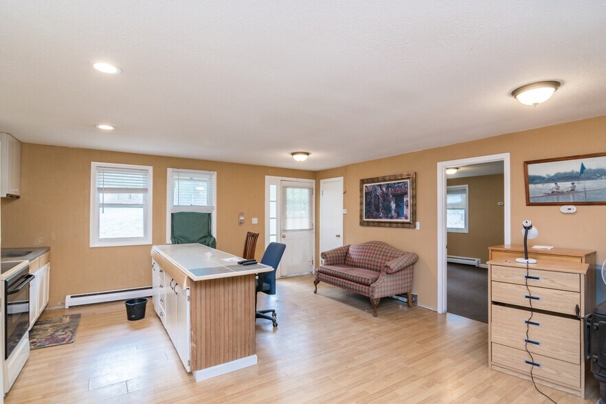 More Photos Of 154 S Mountain Rd, Northfield Schools For Sale