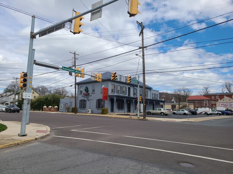 More Photos Of 5005 Kutztown Rd, Temple Storefront Retail Residential For Sale