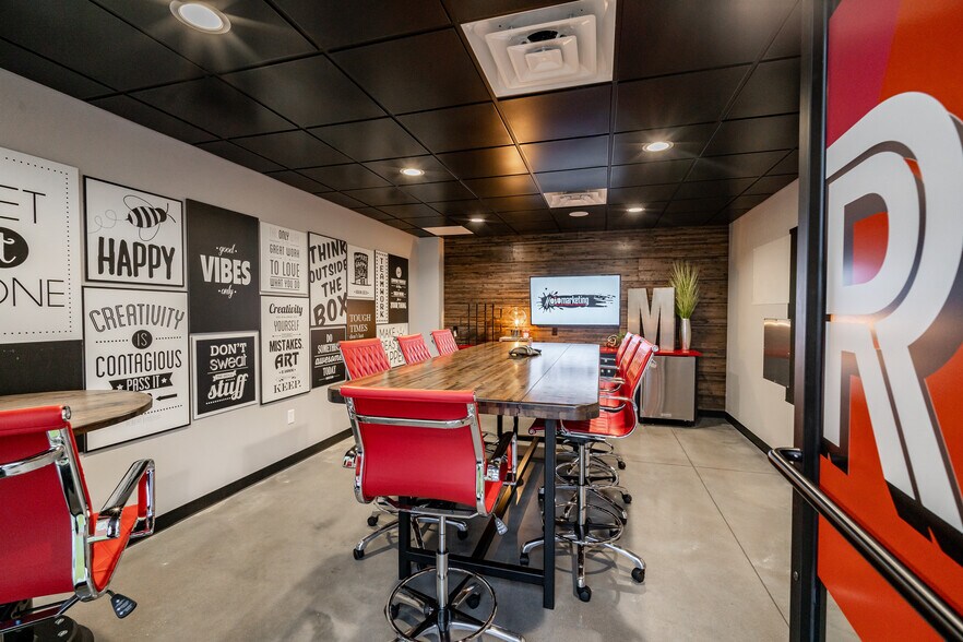 More Photos Of 205 SE 22nd St, Bentonville Loft Creative Space For Lease