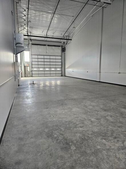 More Photos Of Great Falls International Airport, Great Falls Manufacturing For Sale