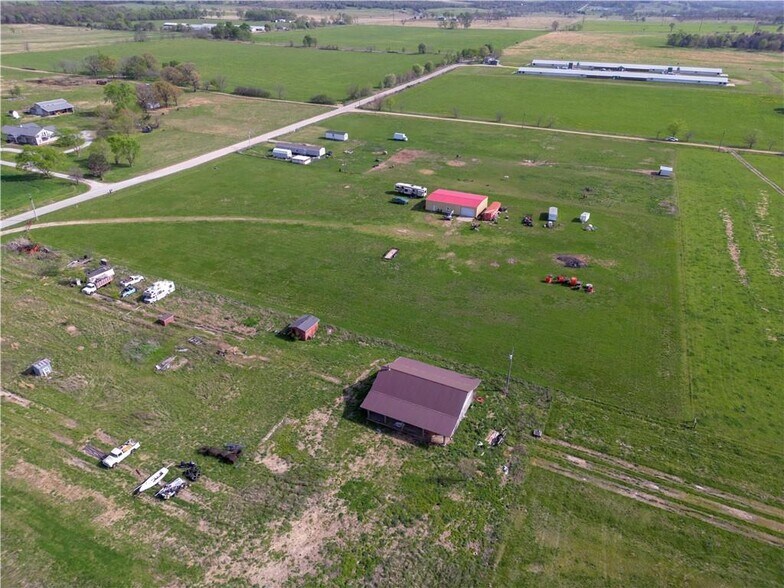 More Photos Of 19731 Nokes Farm Rd, Siloam Springs Trailer Camper Park For Sale