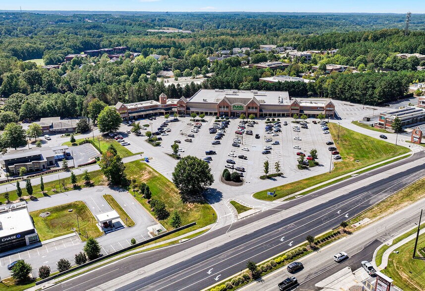 More Photos Of 909 Eagles Landing Pky, Stockbridge General Retail For Lease