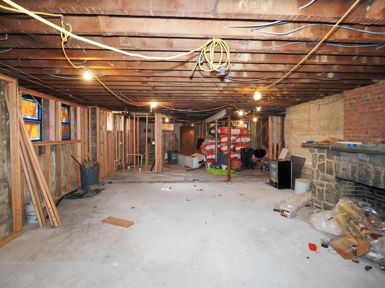 More Photos Of 78 Hart Blvd, Staten Island Rehabilitation Center For Lease