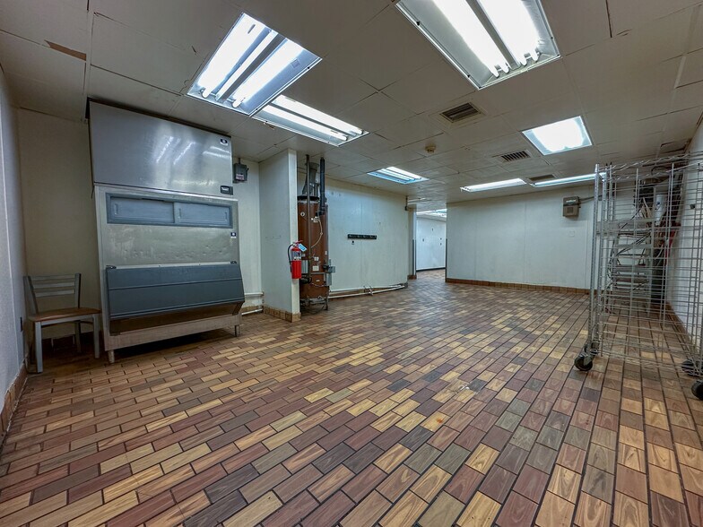 More Photos Of 1700 Wabash Ave, Springfield Fast Food For Sale