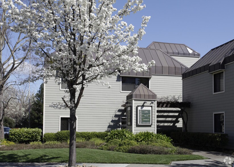 More Photos Of 3264-3266 Villa Ln, Napa Office For Sale