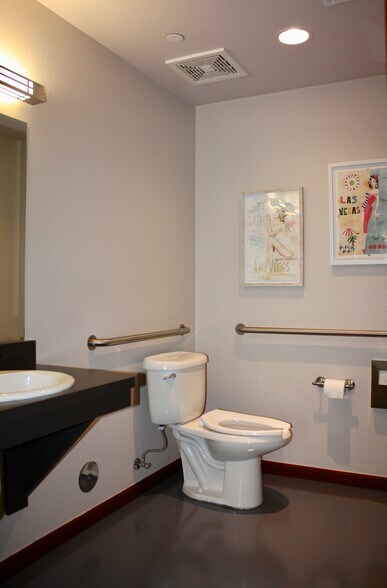 More Photos Of 650 Sierra Rose Dr, Reno Medical For Sale