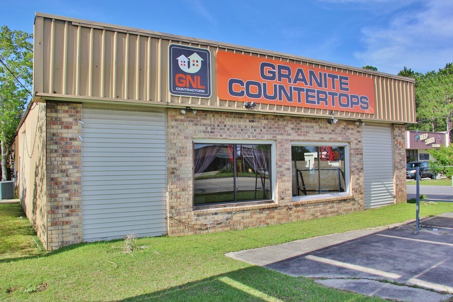 More Photos Of 101-181 Commercial Sq, Slidell Storefront Retail Office For Lease