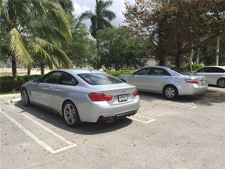 More Photos Of 6390-6396 NW 97th Ave, Miami Warehouse For Lease