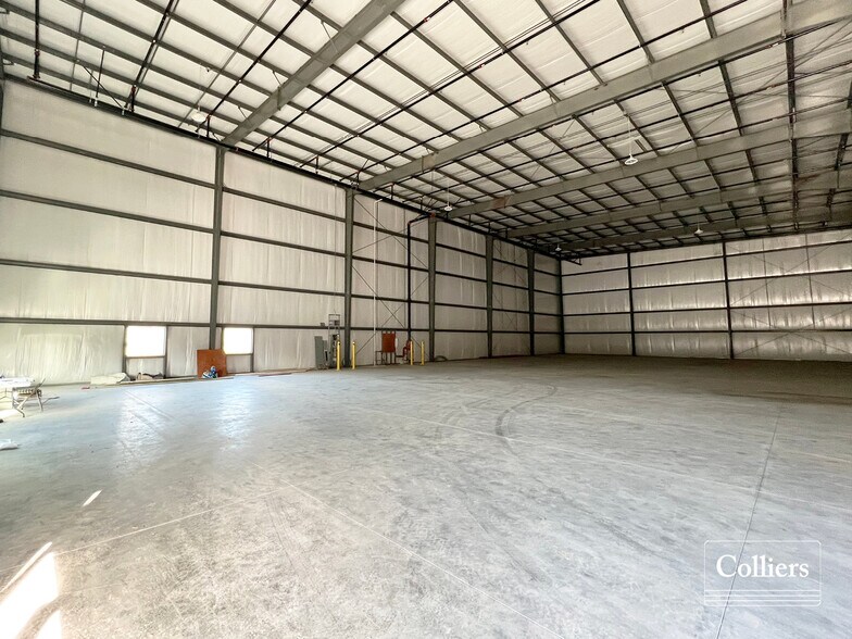 More Photos Of 1400 Grant Industrial Dr, O'Fallon Warehouse For Sale