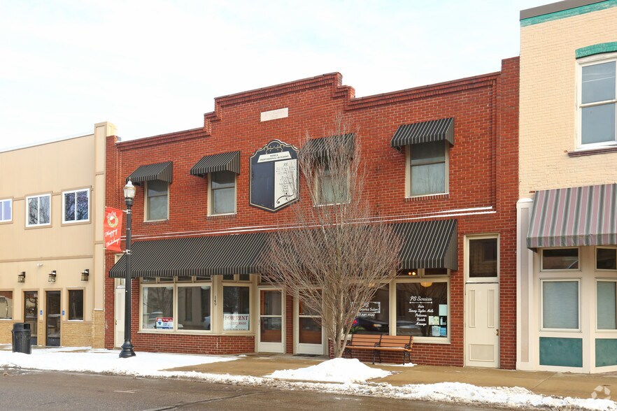 Primary Photo Of 149-155 S Main St, Leslie Storefront Retail Residential For Sale
