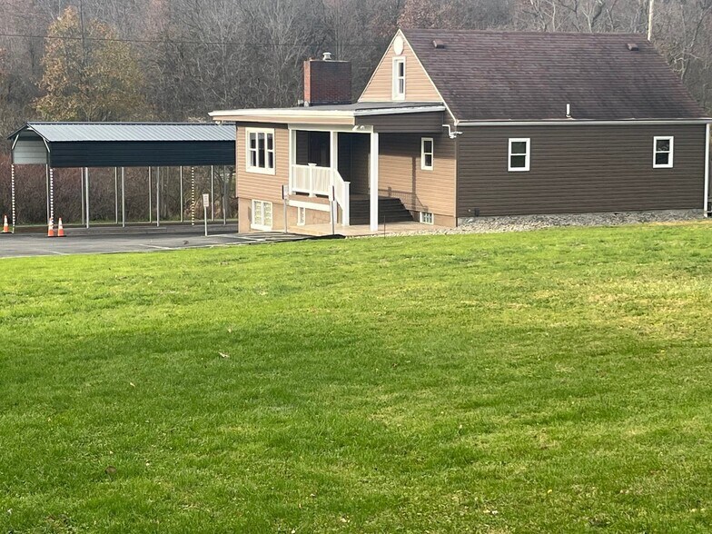 More Photos Of 1126 Pittsburgh Rd, Valencia Office For Sale