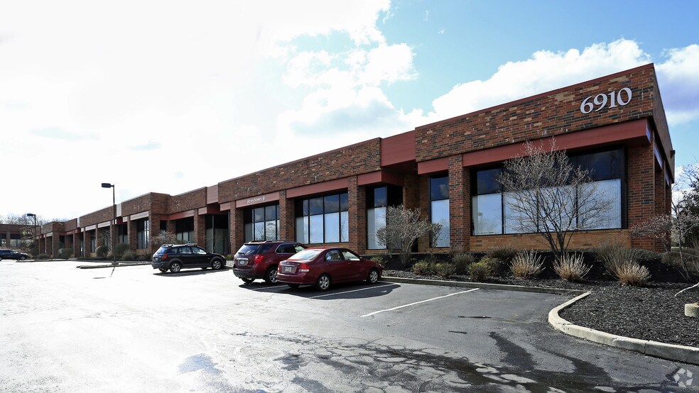 More Photos Of 6935 Treeline Dr, Brecksville Unknown For Lease