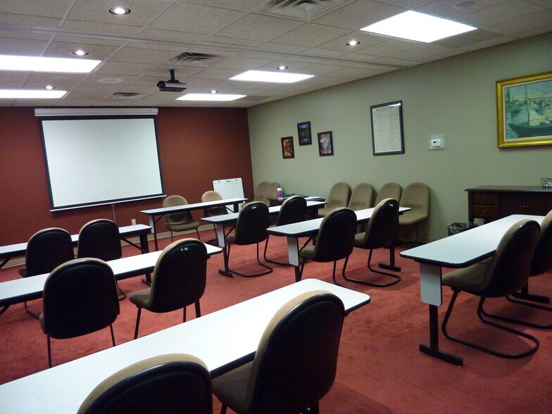 More Photos Of 1477 E 83rd Ave, Merrillville Medical For Lease