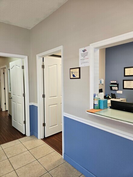 More Photos Of 10011-10021 Water Works Ln, Riverview Medical For Sale