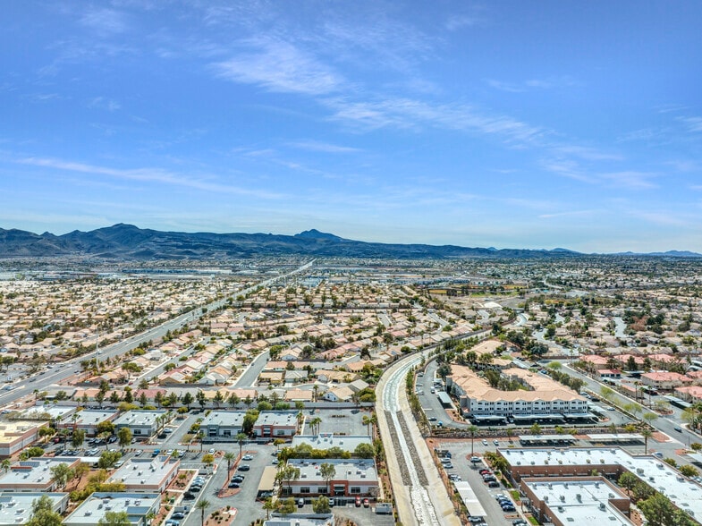 More Photos Of 375 N Stephanie St, Henderson Office For Lease