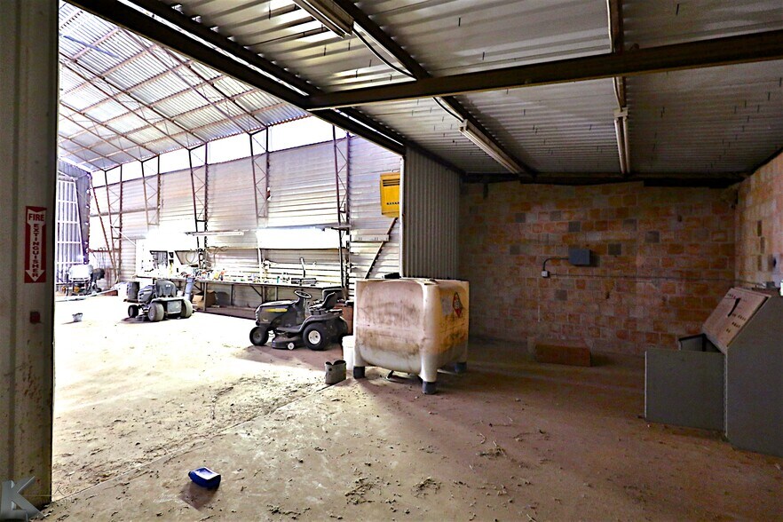 More Photos Of 3097 Brick Plant Rd, Snyder Manufacturing For Sale