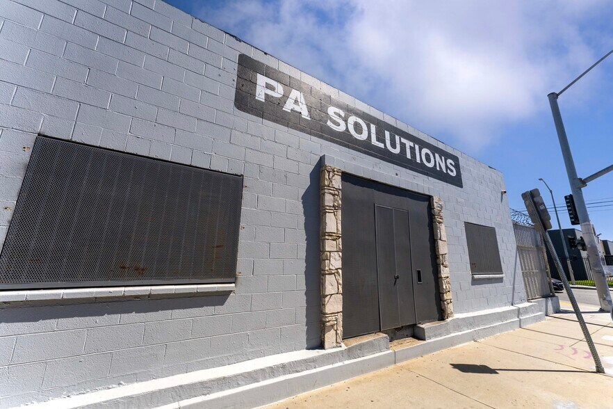 Primary Photo Of 15626 S Main St, Gardena Warehouse For Sale