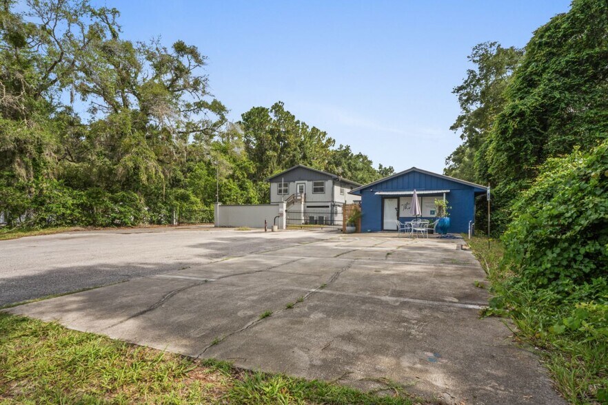 More Photos Of 16331 Cortez Blvd, Brooksville Self Storage For Sale