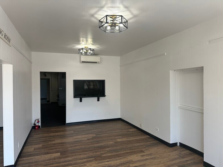 More Photos Of 510-520 Greenwood St, Junction City Restaurant For Sale