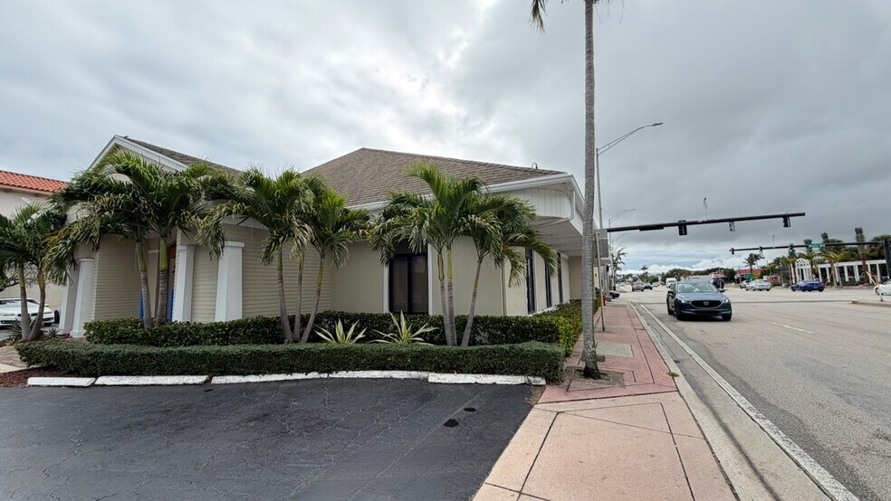 More Photos Of 10 N Federal Hwy, Pompano Beach Freestanding For Lease