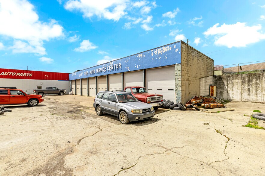 More Photos Of 653 Walnut St, East Liverpool General Retail For Sale