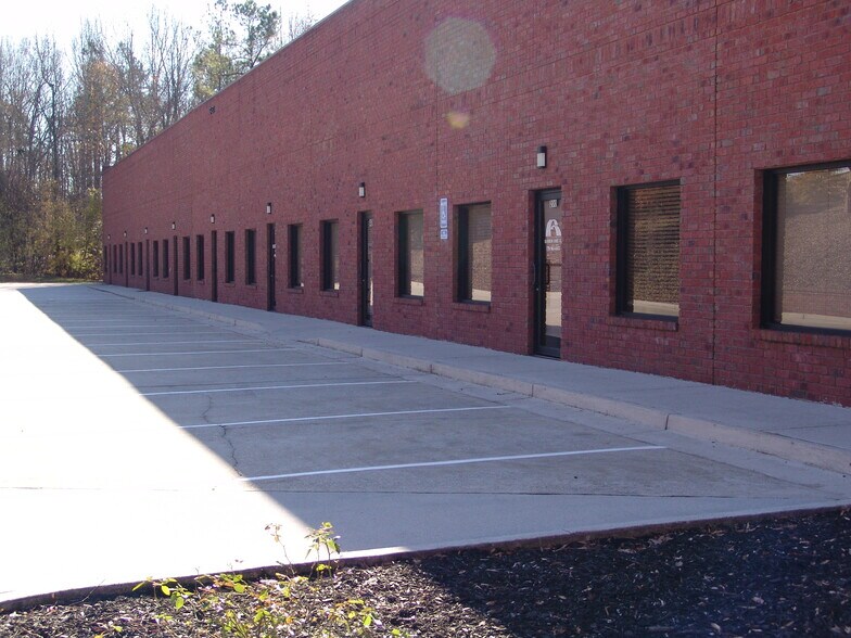 More Photos Of 5450 Technology Pky, Braselton Warehouse For Lease