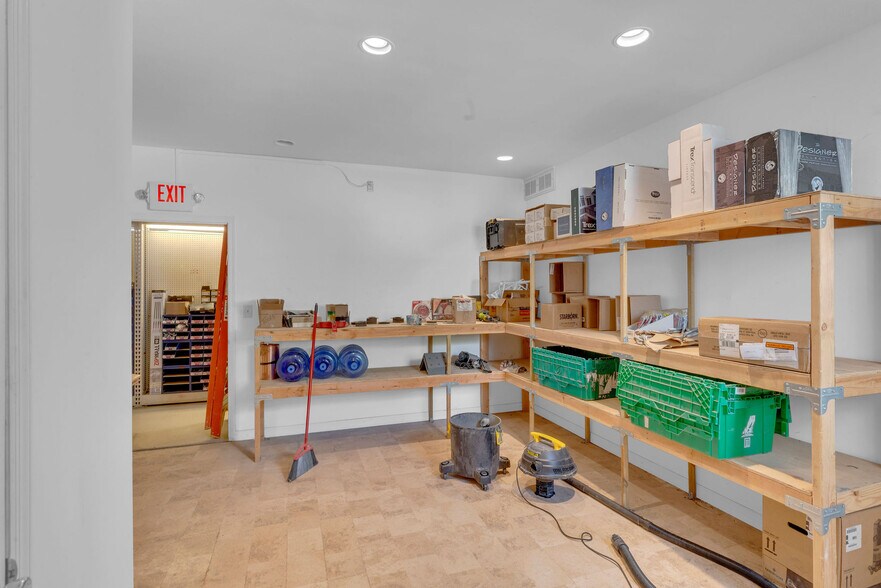 More Photos Of 484 Monmouth Rd, Millstone Township Showroom For Sale