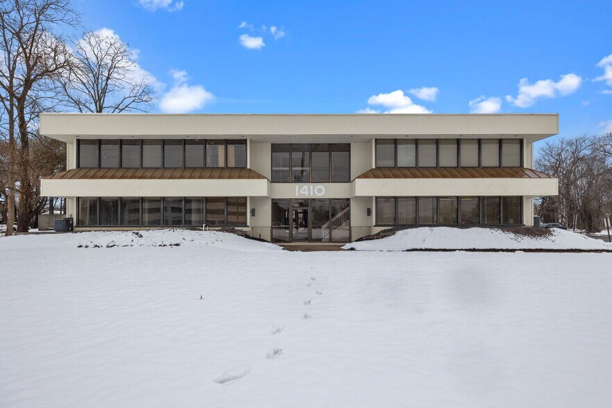 Primary Photo Of 1410 Hooper Ave, Toms River Office For Lease