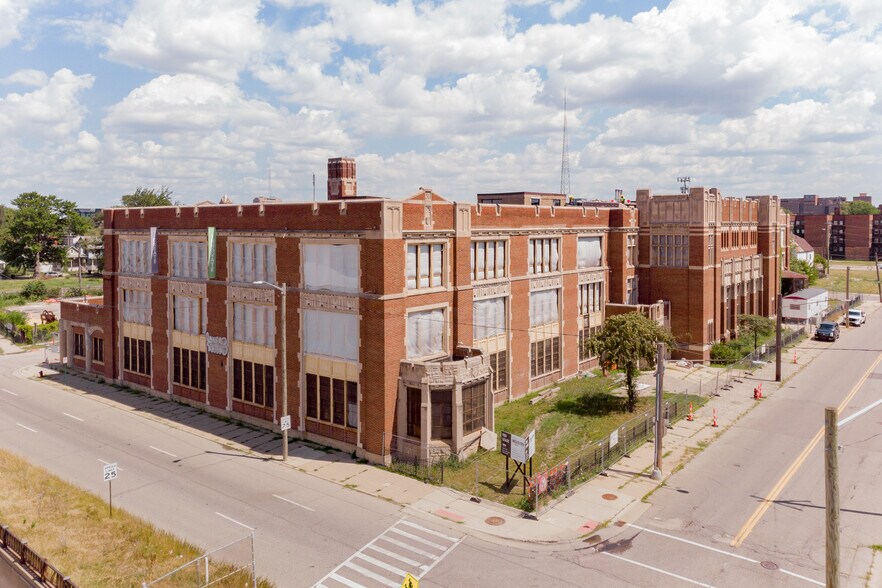 More Photos Of 950 Selden St, Detroit Schools For Lease