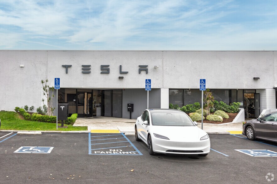 More Photos Of 18011 Mitchell S, Irvine Flex For Sale