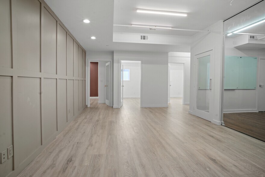 More Photos Of 2535 Kettner Blvd, San Diego Office Residential For Sale