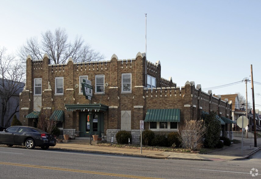 Primary Photo Of 6201-6205 Gravois Ave, Saint Louis Restaurant For Lease