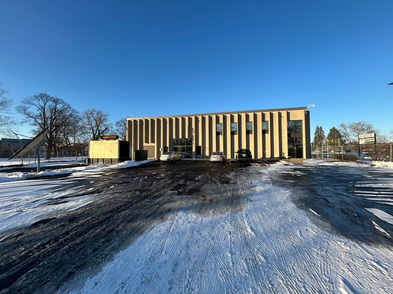 Primary Photo Of 316 E Monroe St, South Bend Flex For Sale